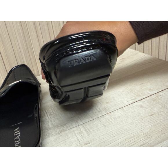 Prada Black Leather Loafers Classic Flats - Picture 9 of 16